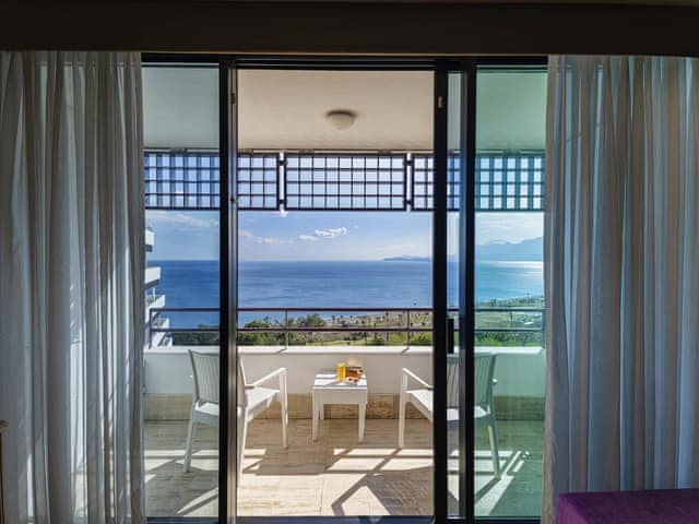 Deluxe Room, 1 Double Bed, Sea View