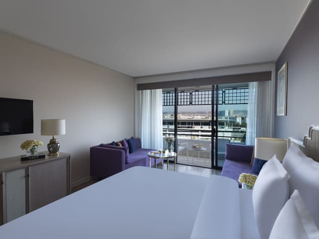 Comfort Room, 1 Double Bed with Sofa bed, City View