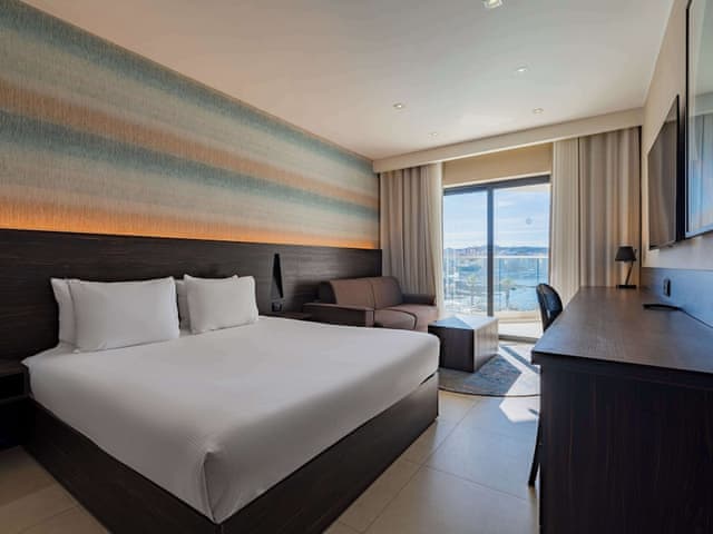 Superior Room, 1 King Bed, Sea View