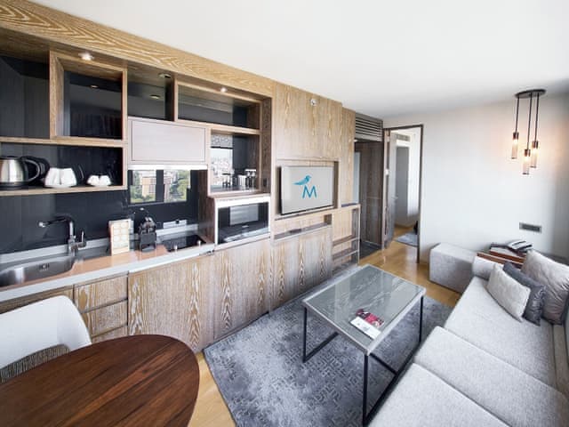 Family Suite, Lounge Access