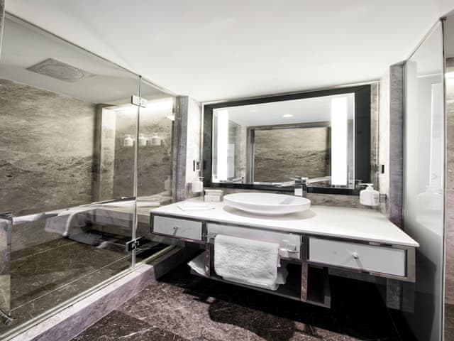 Family Suite, Lounge Access