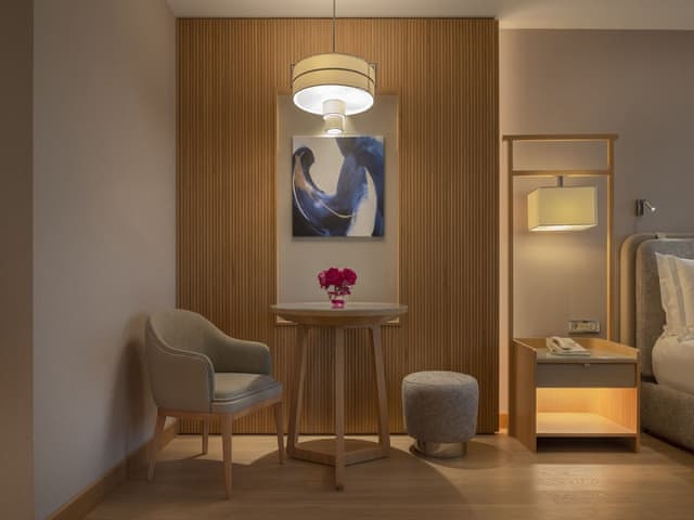 Superior Room, 2 Twin Beds, City View