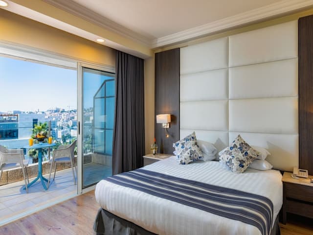 Superior Room, 1 King Bed, Balcony, City View