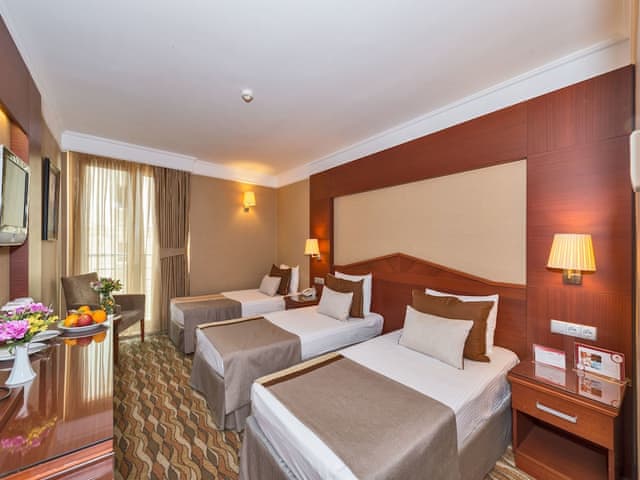 Standart Üç Kişilik Oda