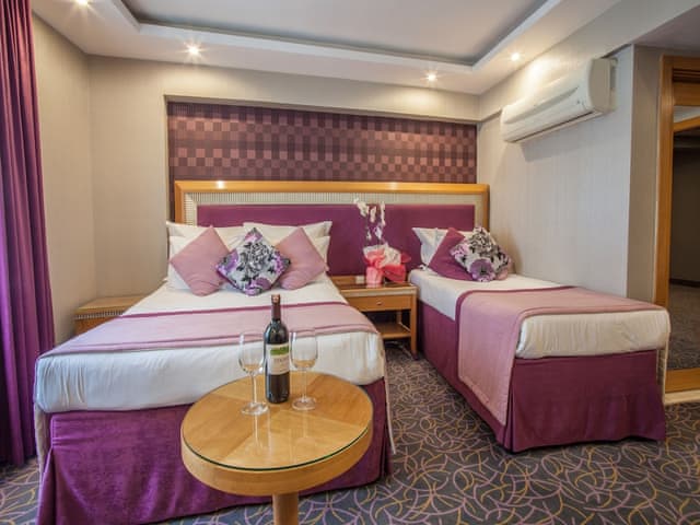 Triple Room, 3 Twin Beds