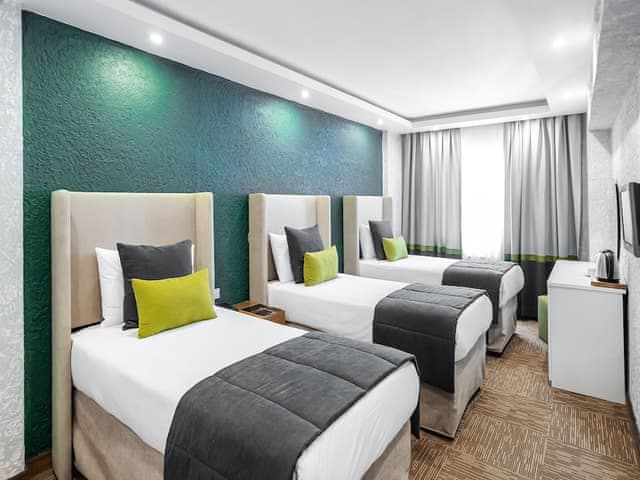 Triple Room, 3 Twin Beds