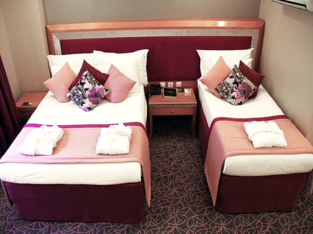 Triple Room, 3 Twin Beds