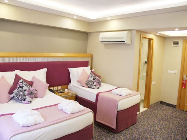 Triple Room, 3 Twin Beds