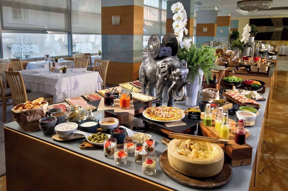 Best Western Premier Hotel Slon