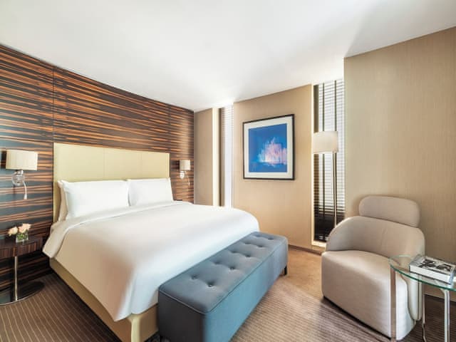 Classic Room, 1 King Bed