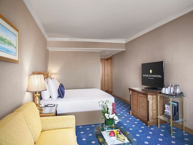Classic Room, 1 King Bed, Smoking, Sea View