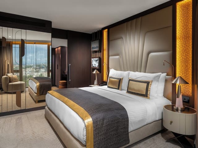 Junior Suite, 1 King Bed, Sea View