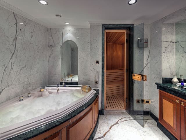 Grand Suite, 1 King Bed, Smoking, Sea View (Presidential)