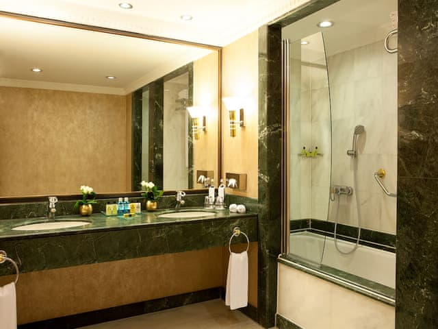 Junior Süit, 1 King Yatak, Şehir Manzaralı