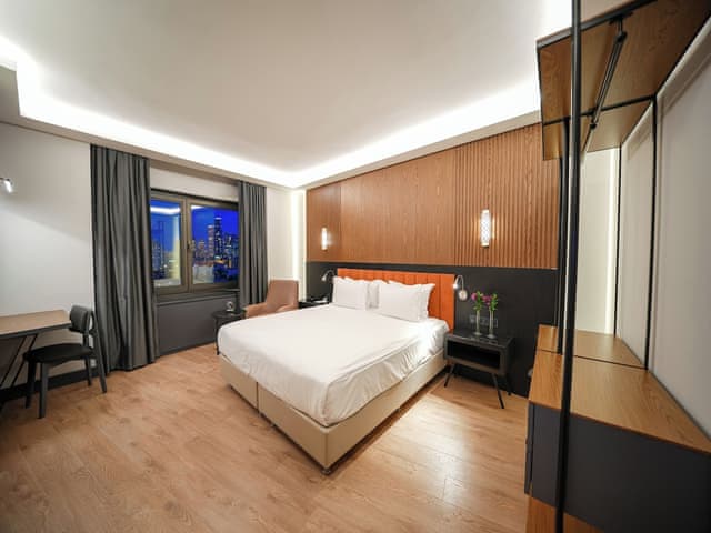 Deluxe Çift Kişilik veya İki Tek Kişilik Yataklı Oda