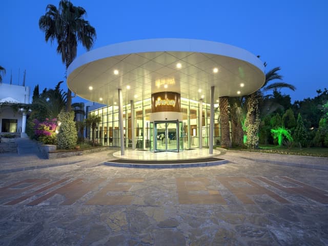 Standard Room, Garden View