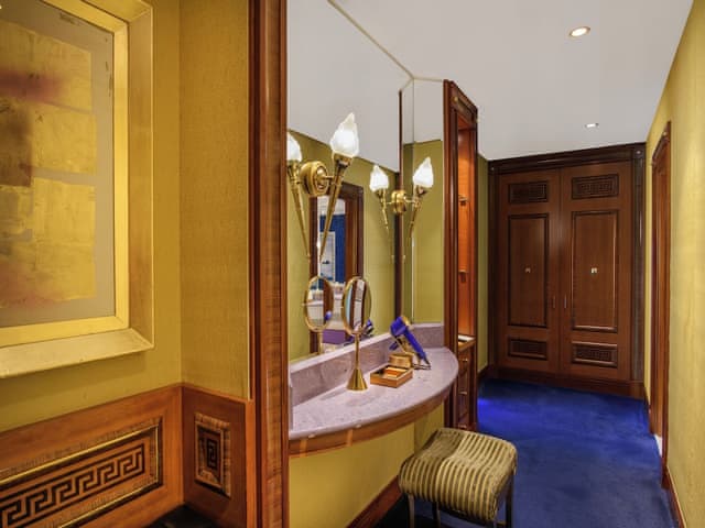 Duplex Club Suite, Butler, Hermès Amenities, Spa & Beach Club Access (330sqm)