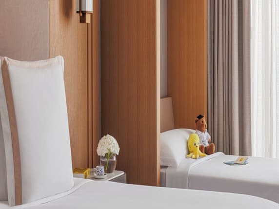 Club Room (Family | Ocean)