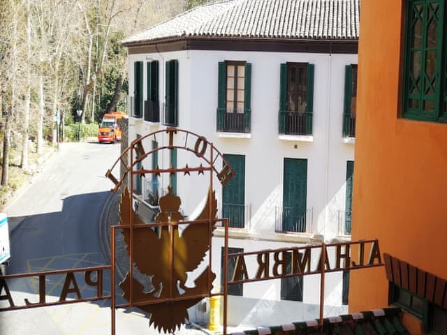 Classic Room, 2 Twin Beds, Accessible, Non Smoking (Walk-in Shower)