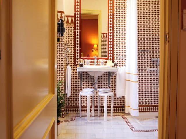 Classic Room, 2 Twin Beds, Accessible, Non Smoking (Walk-in Shower)