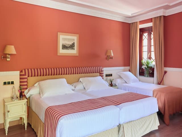 Standard Room, 3 Twin Beds, Non Smoking