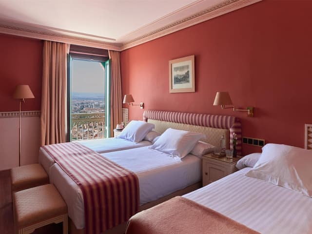 Classic Room, 3 Twin Beds, Non Smoking, City View