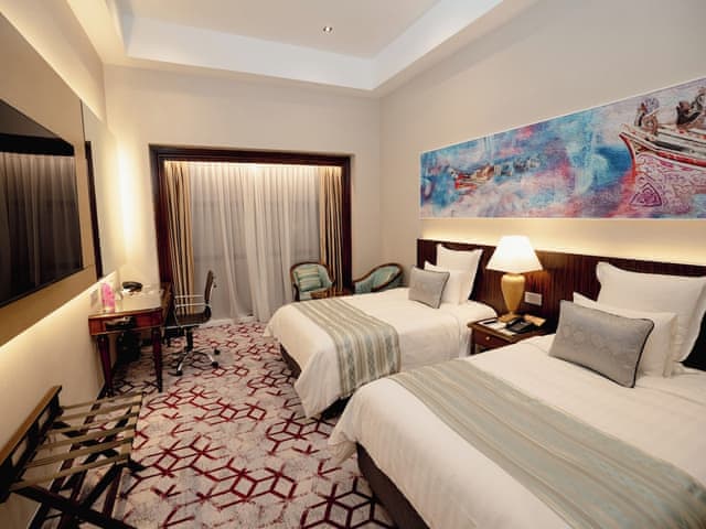 Club Deluxe Twin