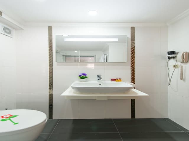 Economy Double or Twin Room