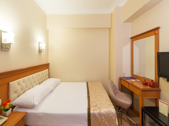 Economy Double or Twin Room