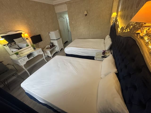 Standart Üç Kişilik Oda