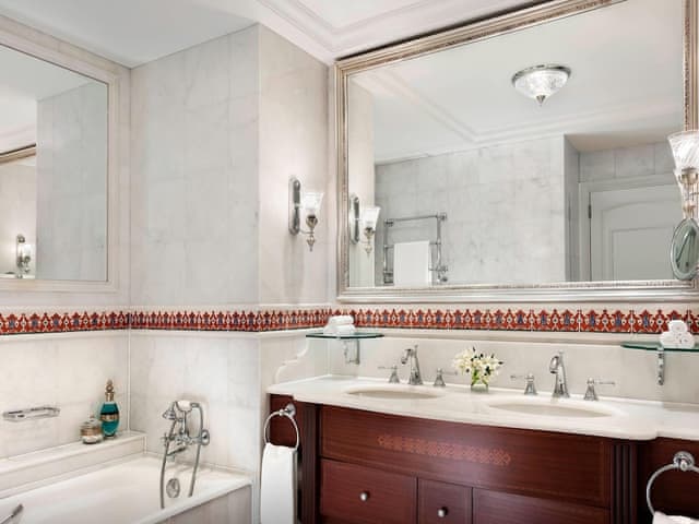 Room, 1 King Bed, Park View