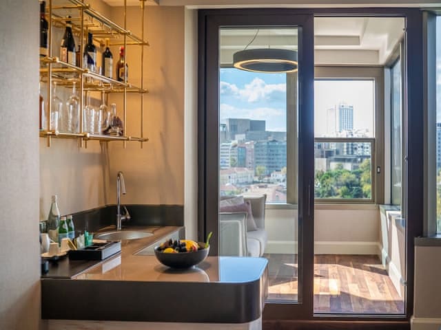 Club Suite, 1 Bedroom, Smoking
