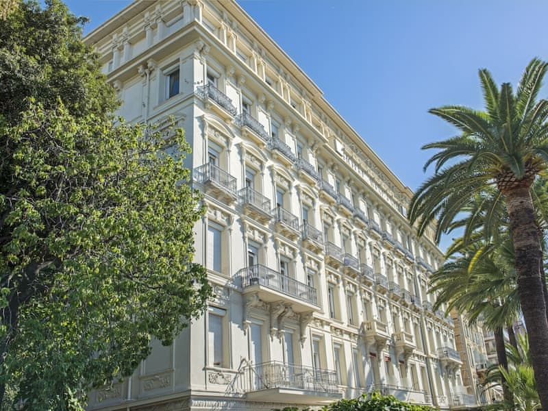 Hotel West End Nice Promenade – Nice