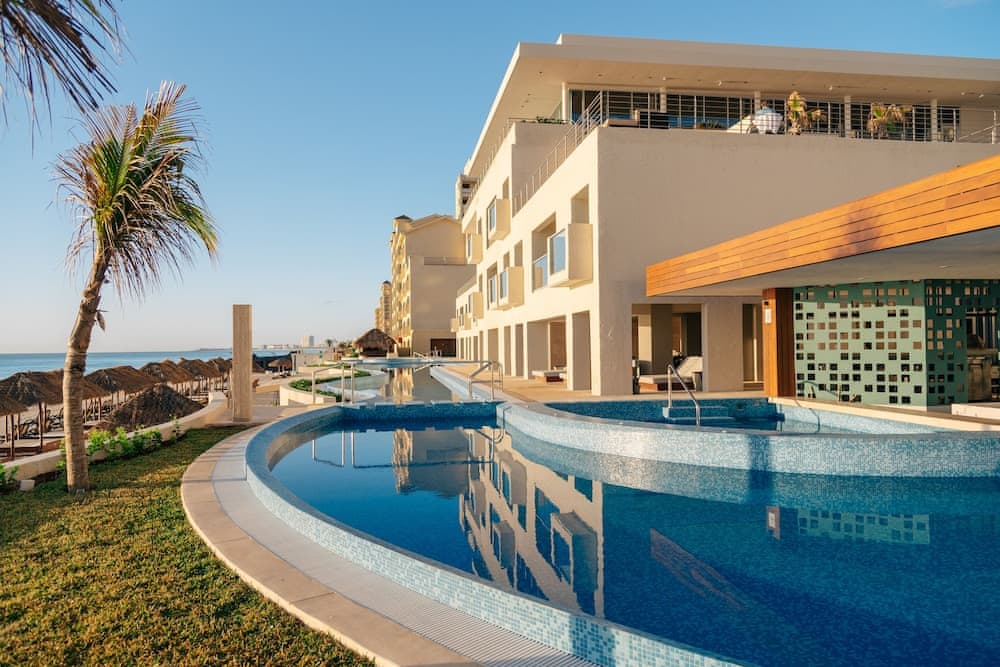 Emporio Cancun Optional All Inclusive