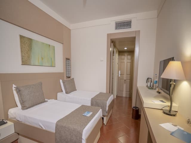 Standard Room, Garden View