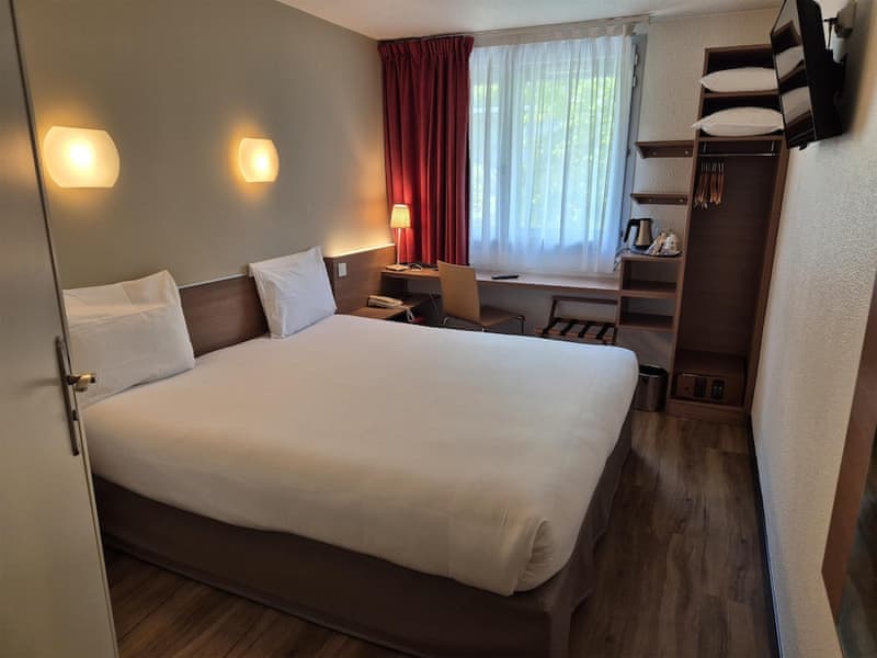CAMPANILE PARIS 12 - Bercy Village – Paris