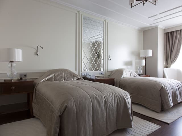 Deluxe Room, 2 Twin Beds