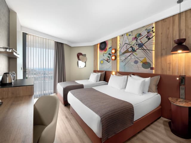 Deluxe Suite, Multiple Beds, Non Smoking (with Sofabed)