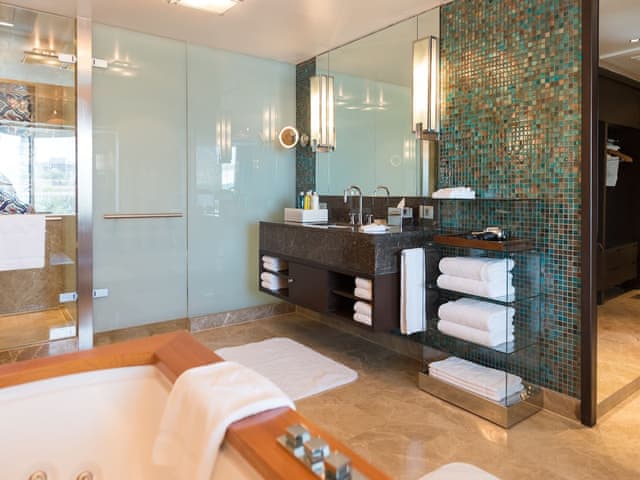 Presidential Suite, 3 Bedrooms with executive lounge access