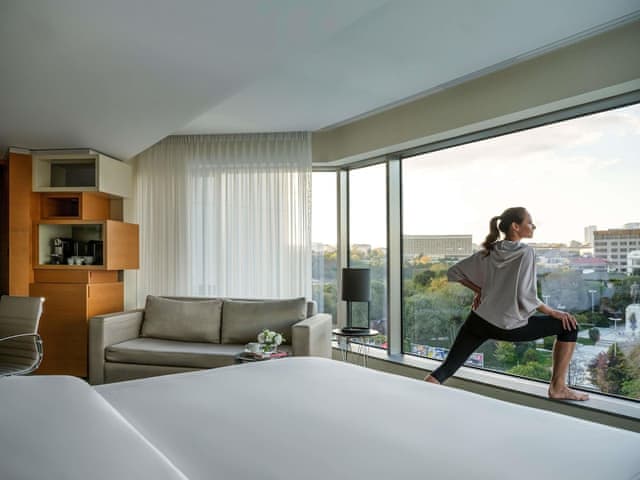 Swiss, Executive Room, 1 King Bed, Garden View, Corner