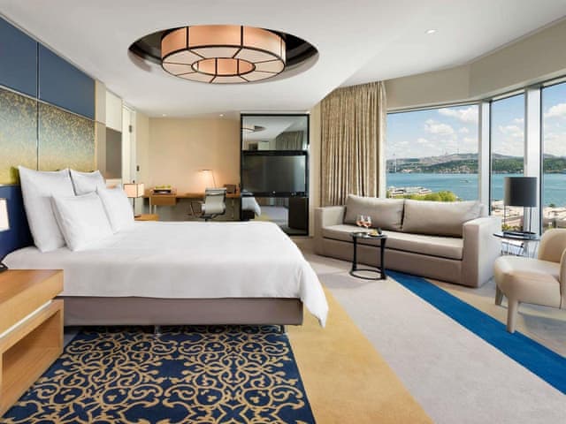 Swiss, Executive Room, 1 King Bed, Corner