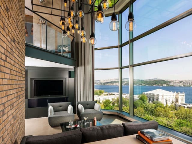 Signature Loft, 1 Double Bed, Corner with executive lounge access