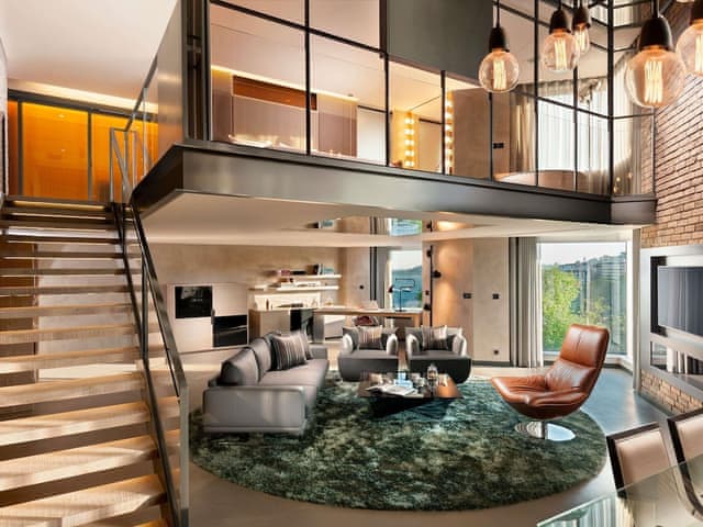 Signature Loft, 1 Double Bed, Corner with executive lounge access