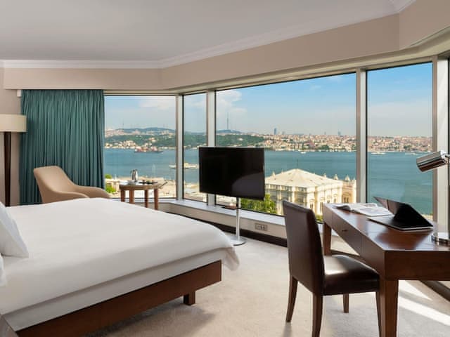 Presidential Suite, 3 Bedrooms with executive lounge access