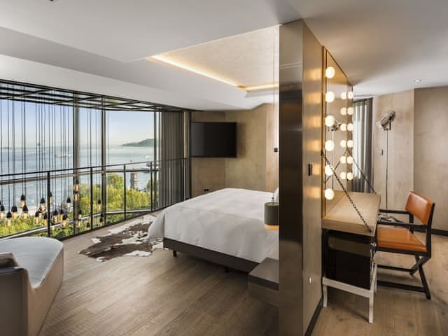 Signature Loft, 2 Bedrooms, Terrace