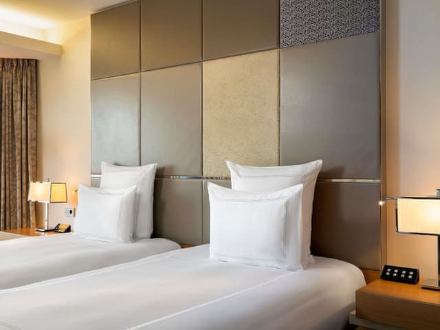 Swiss, Twin Room, 2 Twin Beds, Garden View