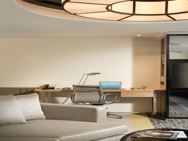 Suite, Multiple Beds with executive lounge access