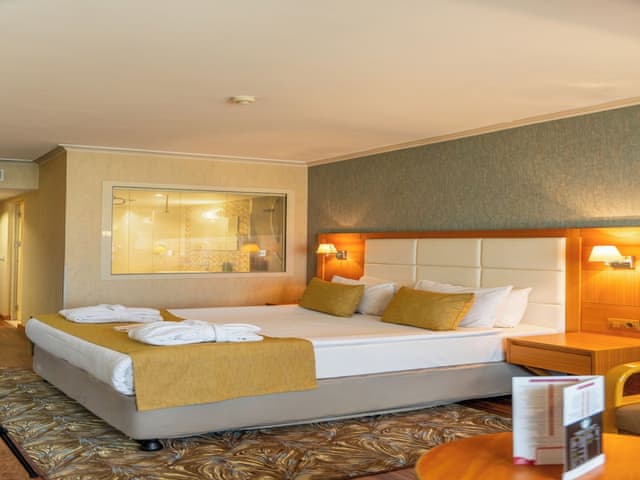 Deluxe Room, 1 Double Bed, Non Smoking (with Sofabed)