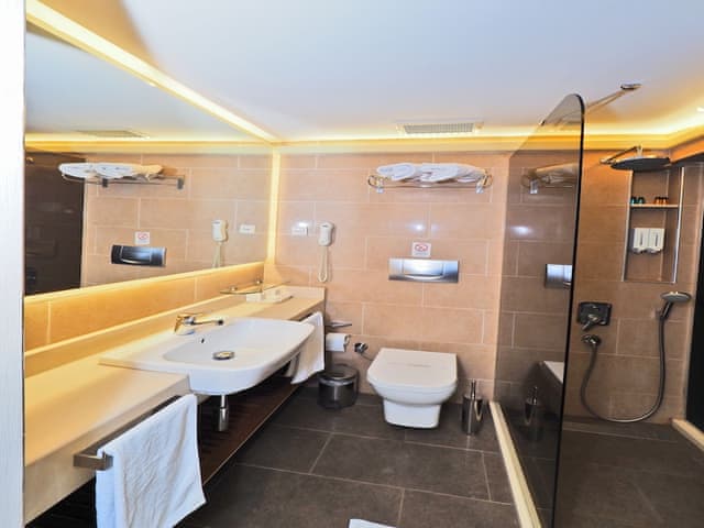 Çift Kişilik veya İki Yataklı Oda