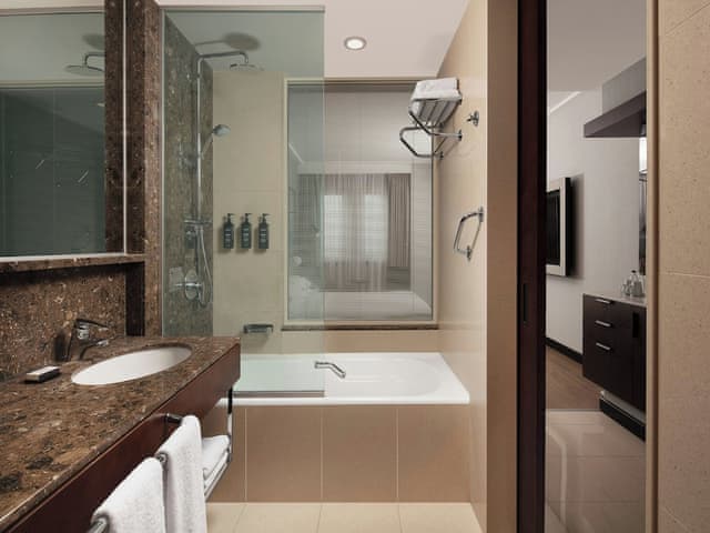 Executive Room, 1 King Bed